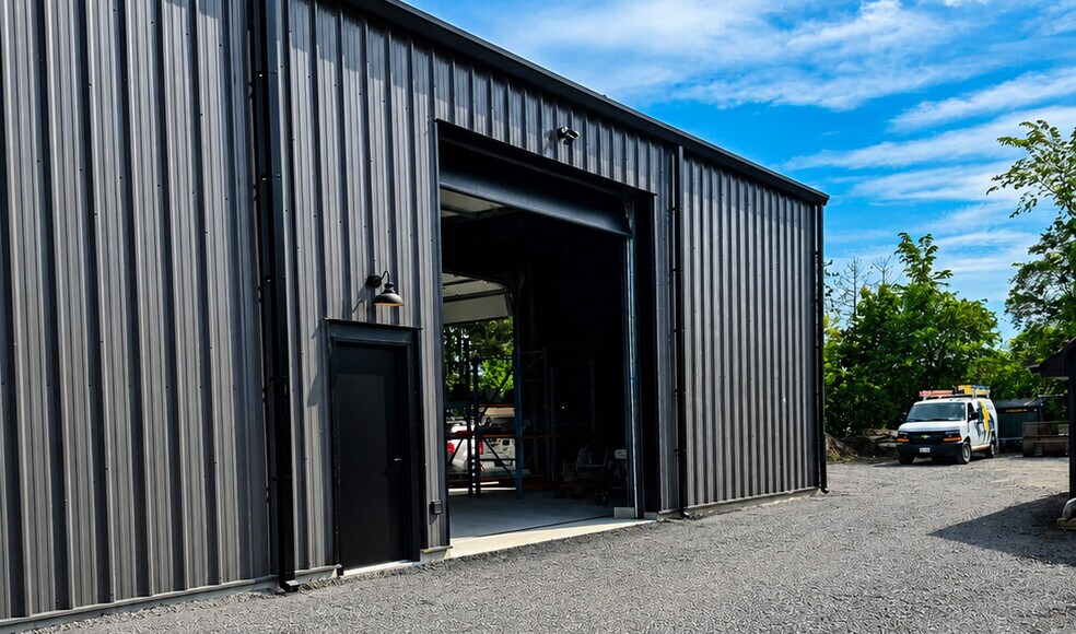 2775 Carp Rd, Carp, ON à louer - Photo du bâtiment - Image 3 de 3