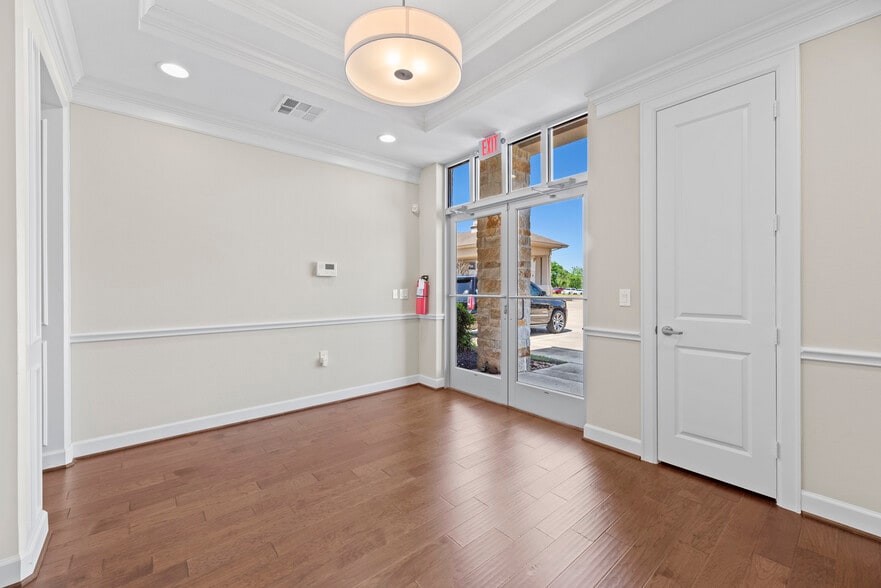 1526 Katy Gap Rd, Katy, TX for sale - Interior Photo - Image 3 of 9