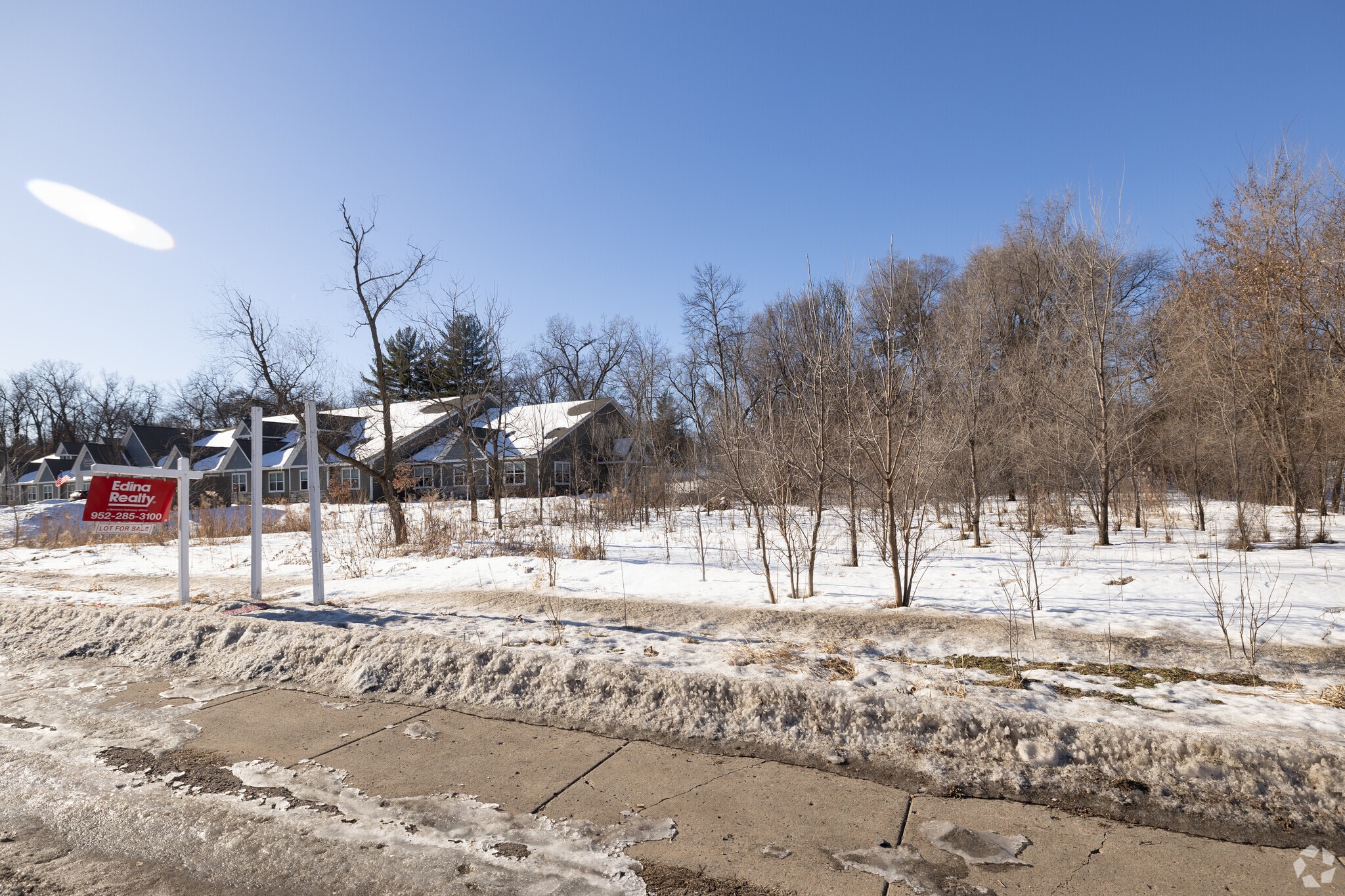 3517 Douglas Dr N, Crystal, MN à vendre Photo principale- Image 1 de 3