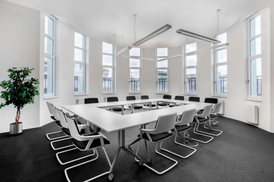 Espace de cotravail dans Argenteuil à louer - Photo du bâtiment - Image 1 de 1