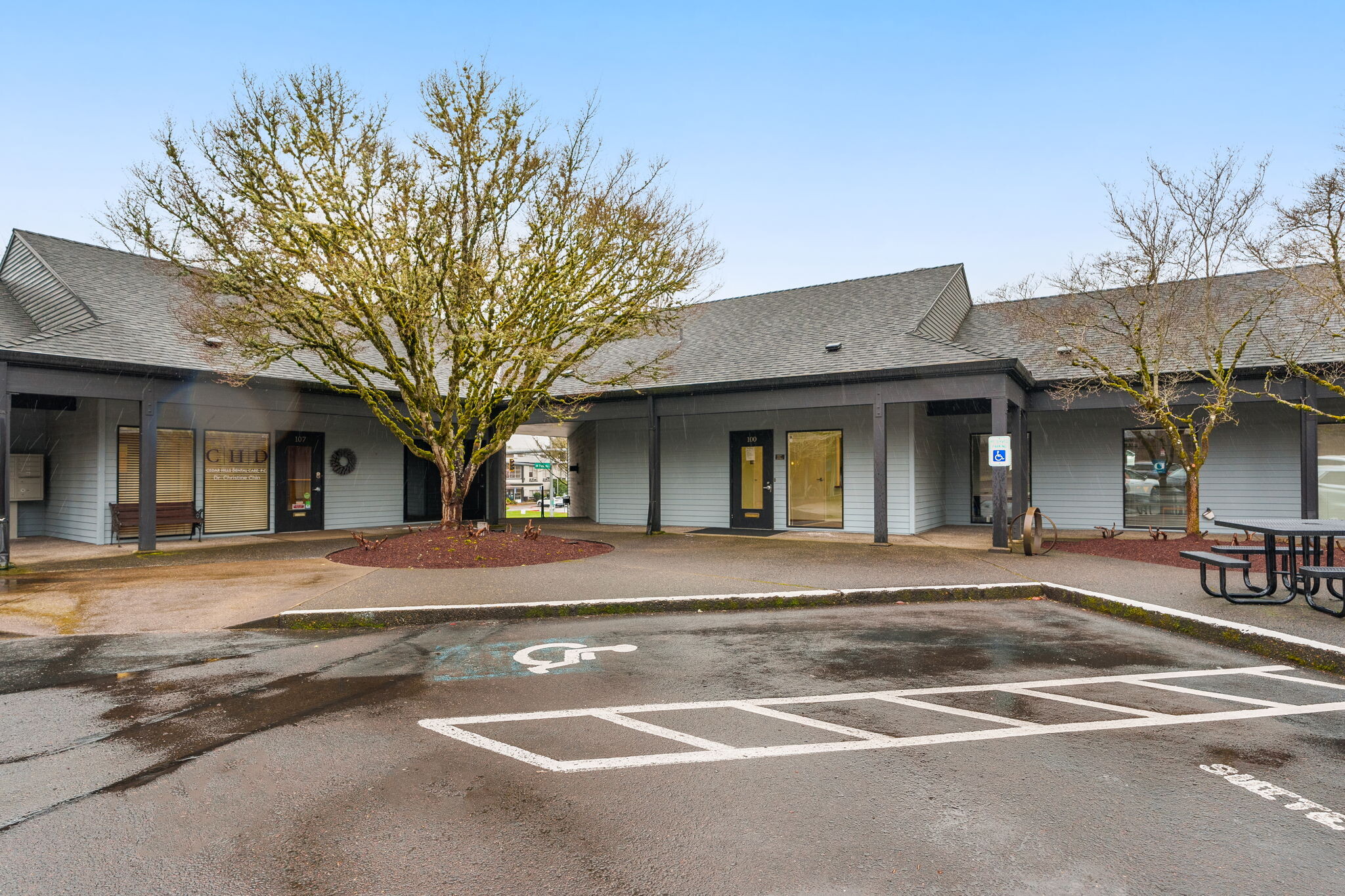 1600 SW Cedar Hills Blvd, Portland, OR for lease Primary Photo- Image 1 of 9