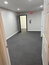 5474 Williams Rd, Tampa, FL for lease Interior Photo- Image 1 of 7
