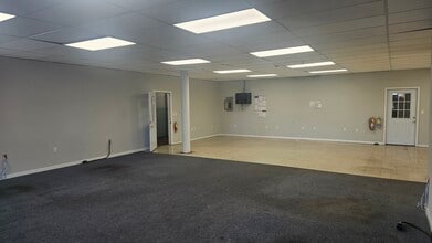 159 Singleton St, Woonsocket, RI à louer Photo intérieure- Image 1 de 9