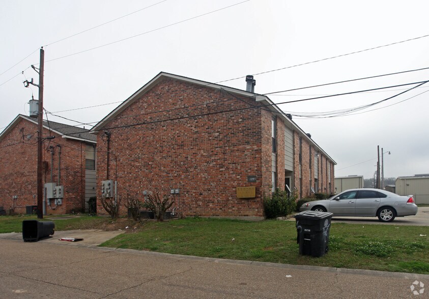 1721 Ryder Dr, Baton Rouge, LA à vendre - Photo principale - Image 1 de 2