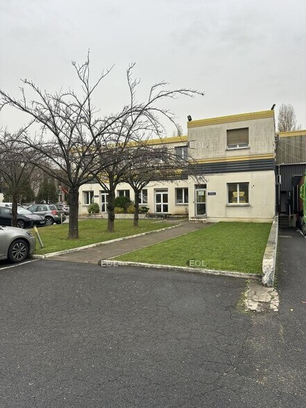 Flex dans Le Blanc-Mesnil à louer - Photo du bâtiment - Image 2 de 15