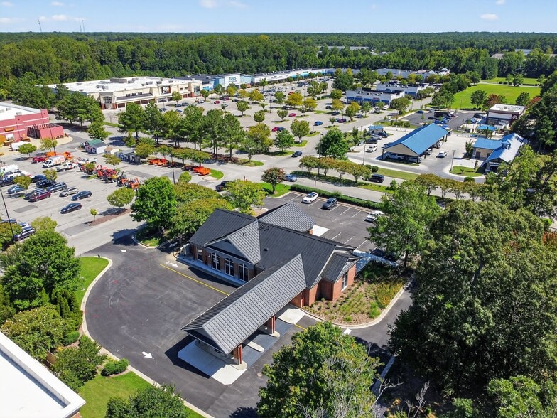 6720 Mooretown Rd, Williamsburg, VA for sale - Building Photo - Image 3 of 12