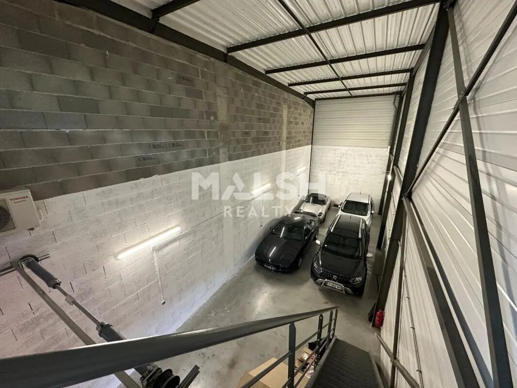 Flex in Limas for lease Building Photo- Image 1 of 10