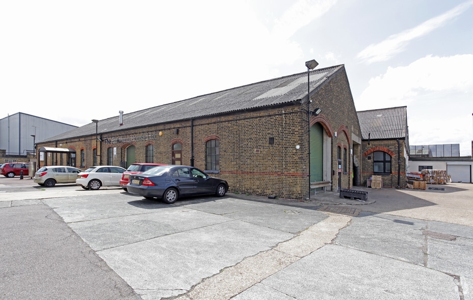 Warspite Rd, London for lease - Building Photo - Image 3 of 22