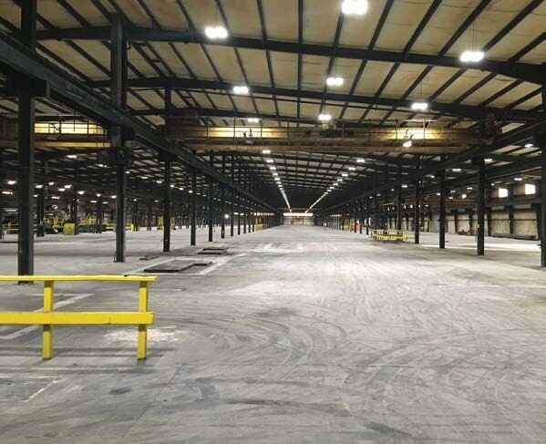 211 Industrial Dr N, Madison, MS à louer - Photo intérieure - Image 2 de 3