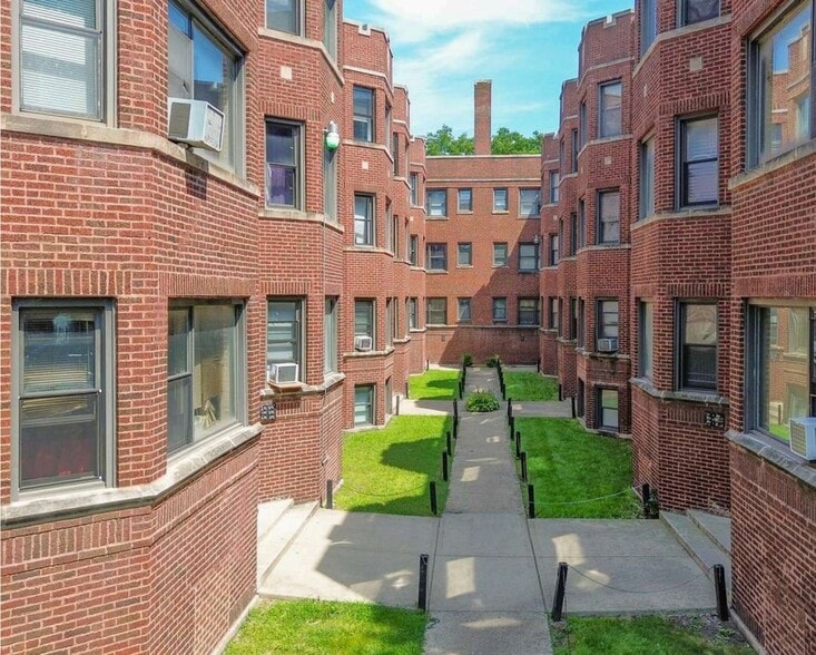 6825 S Perry Ave, Chicago, IL for sale - Building Photo - Image 2 of 10