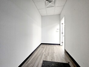 1200-1258 Remington Rd, Schaumburg, IL à louer Photo intérieure- Image 1 de 25