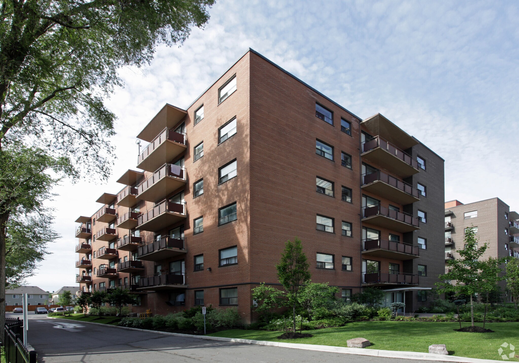 327 Dixon Rd, Toronto, ON for sale Primary Photo- Image 1 of 1