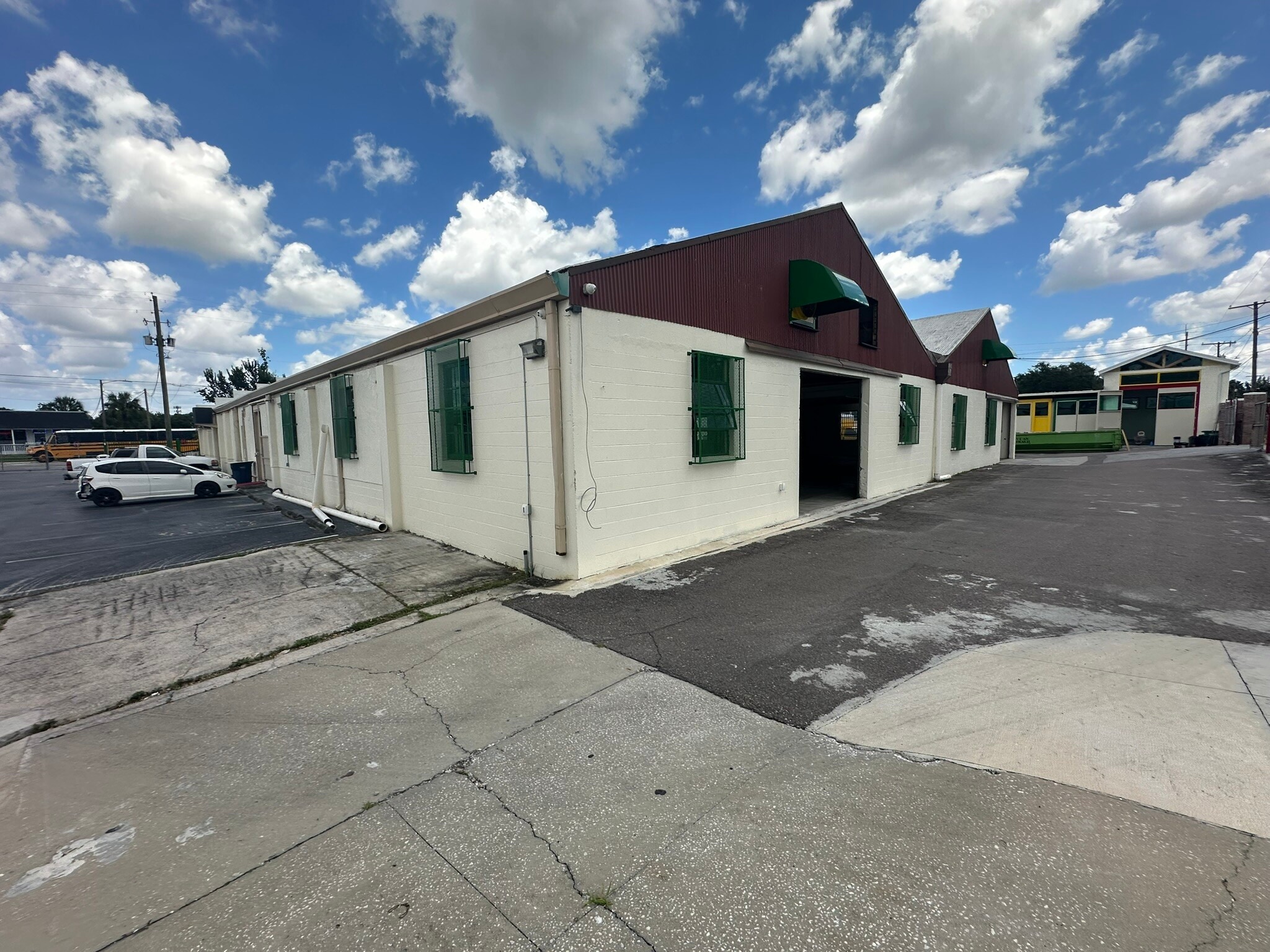 2318 W Columbus Dr, Tampa, FL for lease Building Photo- Image 1 of 7