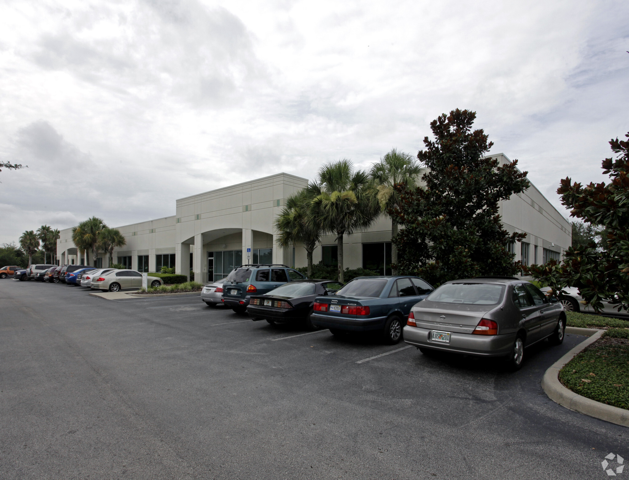 3626 Quadrangle Blvd, Orlando, FL for lease Primary Photo- Image 1 of 4