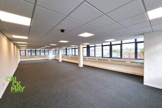 Harlands Rd, Haywards Heath for lease Interior Photo- Image 1 of 4