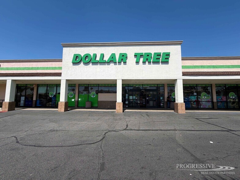 9934-10048 Sierra Ave, Fontana, CA à louer - Photo du bâtiment - Image 3 de 8
