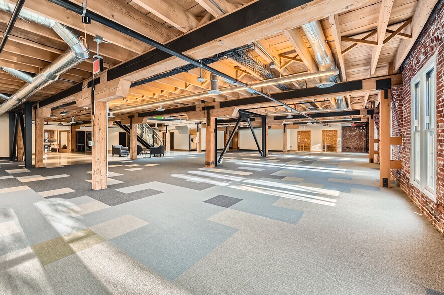 126 SW 2nd Ave, Portland, OR à louer - Photo intérieure - Image 3 de 24