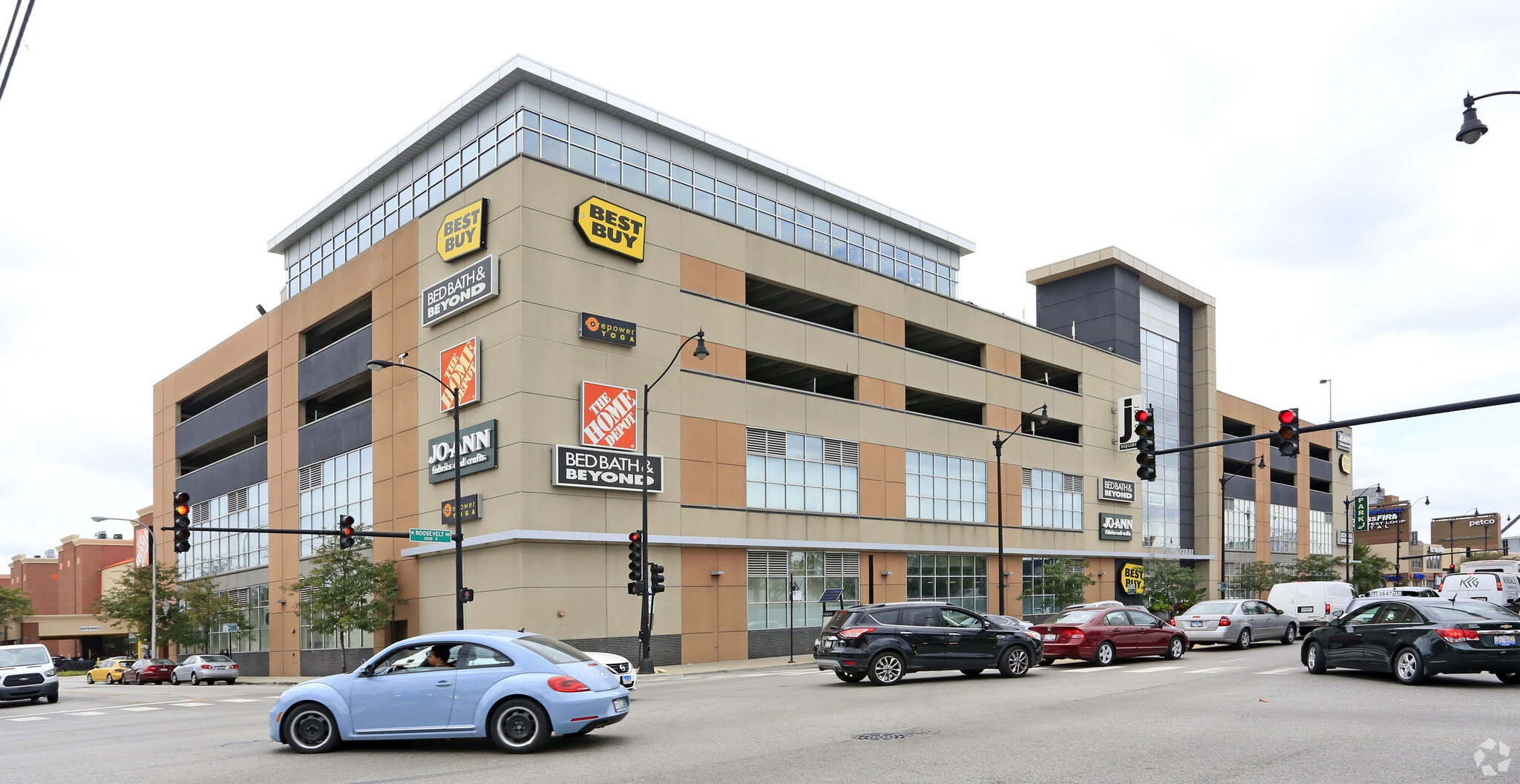 555 W Roosevelt Rd, Chicago, IL for sale Building Photo- Image 1 of 1