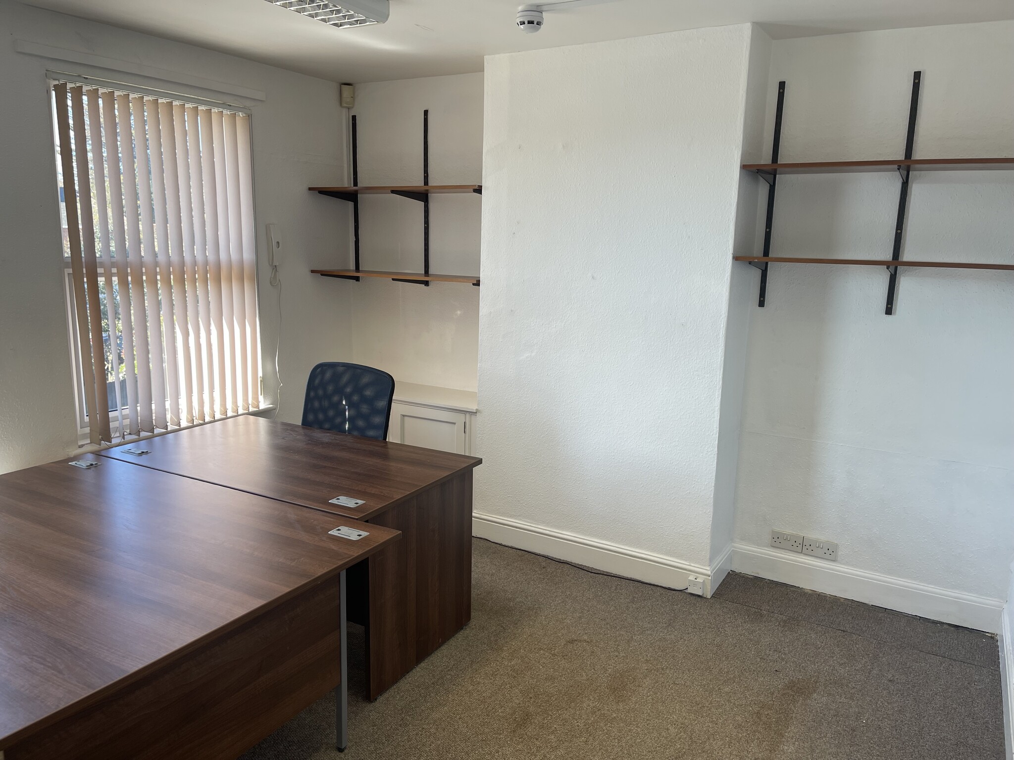 The Green, Hatfield Peverel for lease Interior Photo- Image 1 of 5