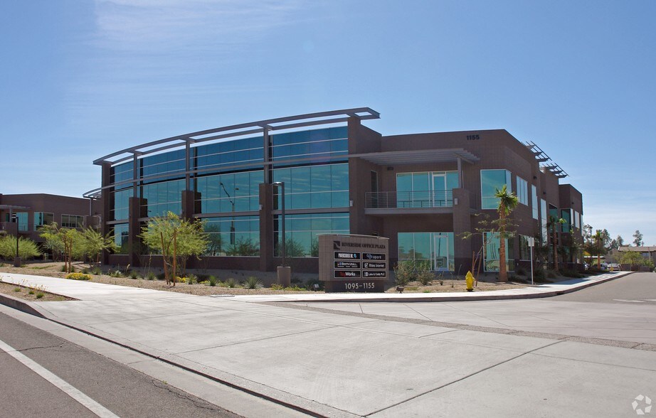 1095 W Rio Salado Pky, Tempe, AZ à louer - Photo du bâtiment - Image 3 de 85