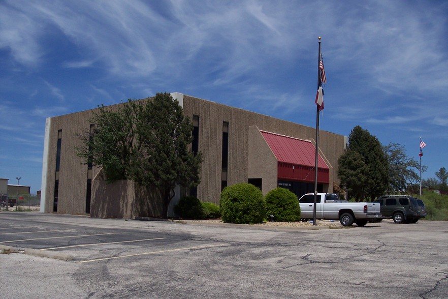 8004 W Hwy 80, Midland, TX à vendre - Photo du bâtiment - Image 1 de 1