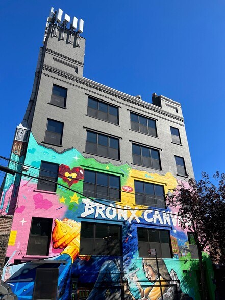 389 Rider Ave, Bronx, NY à louer - Photo du bâtiment - Image 3 de 16