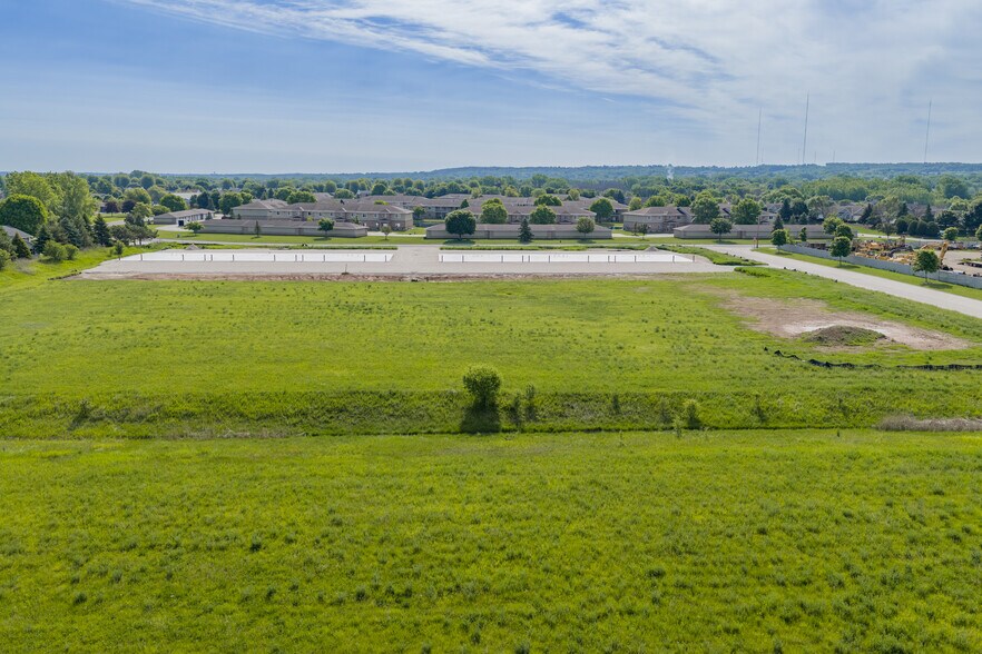 Swan Rd & Storage Ct, De Pere, WI à vendre - Photo du bâtiment - Image 3 de 5