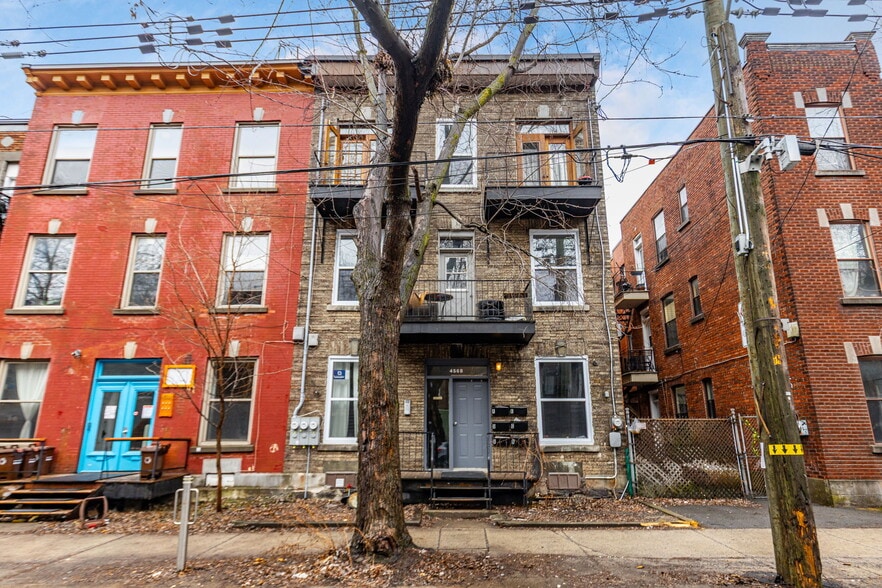 4568 Rue Boyer, Montréal, QC for sale - Primary Photo - Image 1 of 1