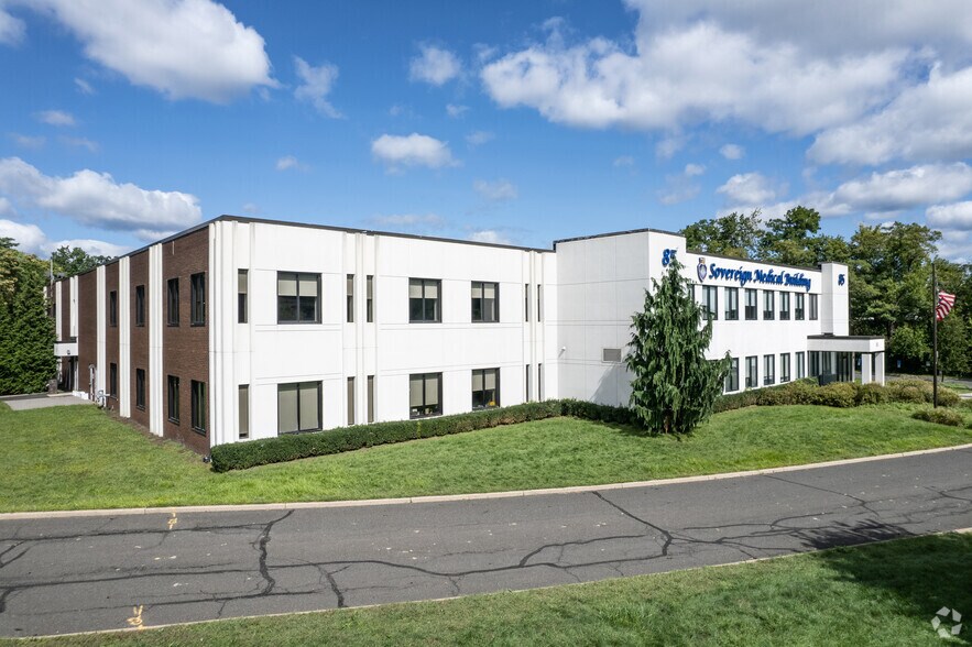 85 Harristown Rd, Glen Rock, NJ à louer - Photo du bâtiment - Image 3 de 7