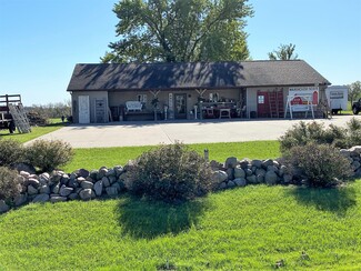 More details for W2003 State Road 21, Berlin, WI - Retail for Sale