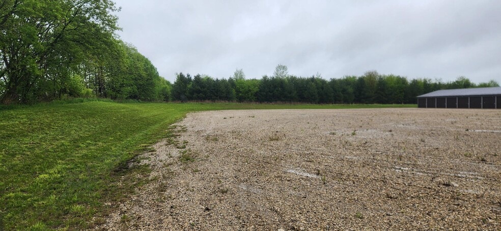 N1169 County Road V, Campbellsport, WI for sale - Building Photo - Image 3 of 11