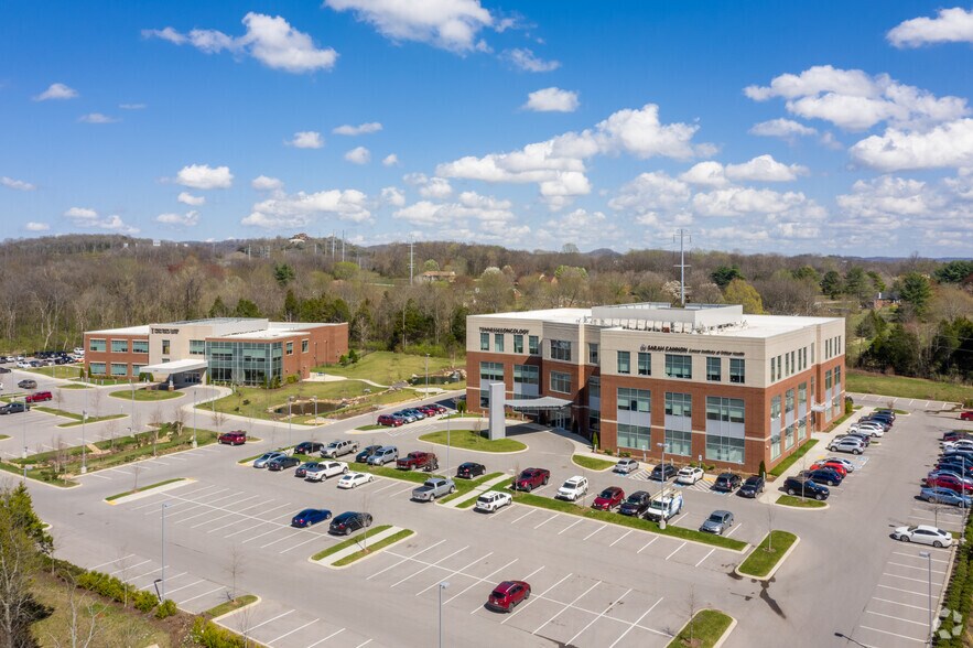 4488 Carothers Pky, Franklin, TN à louer - Aérien - Image 2 de 5