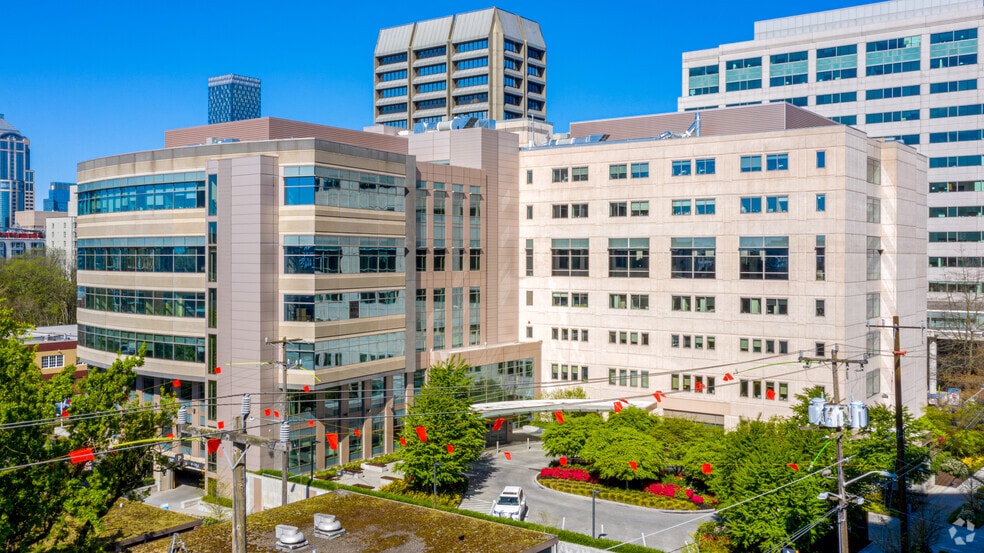 1124 Columbia St, Seattle, WA for lease - Building Photo - Image 2 of 9