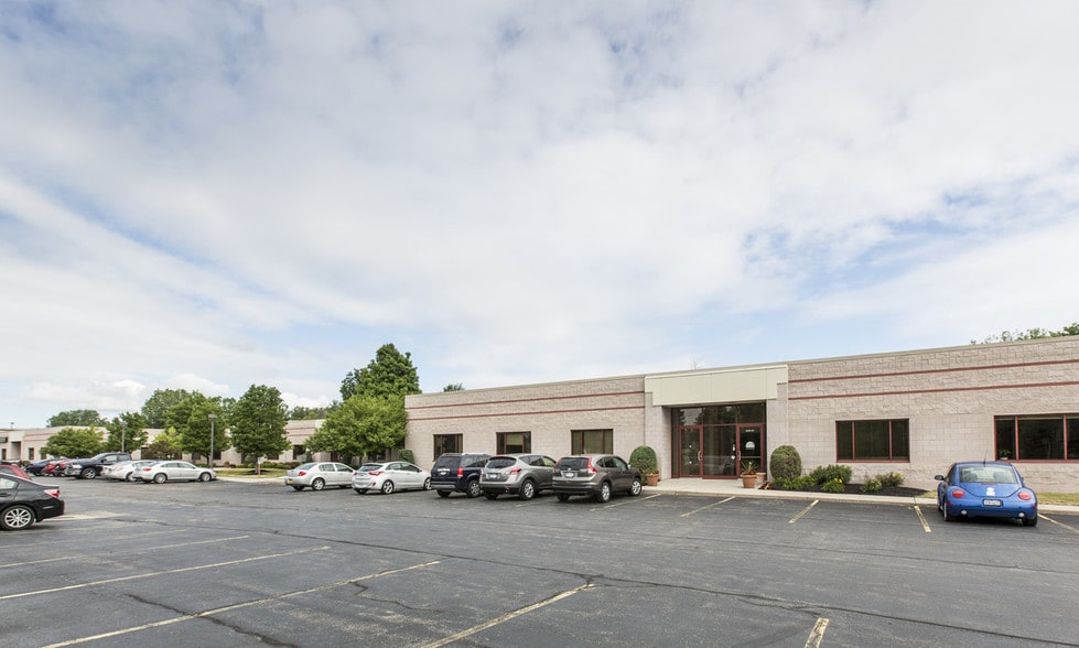4950 Genesee St, Cheektowaga, NY for lease - Building Photo - Image 3 of 6