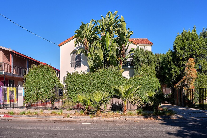 6669 De Longpre Ave, Los Angeles, CA à vendre - Photo principale - Image 1 de 62