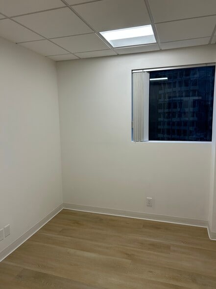 11600 Wilshire Blvd, Los Angeles, CA à louer - Photo intérieure - Image 3 de 7