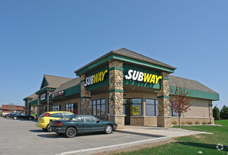 More details for 1301-1309 Memorial Dr, Watertown, WI - Retail for Lease