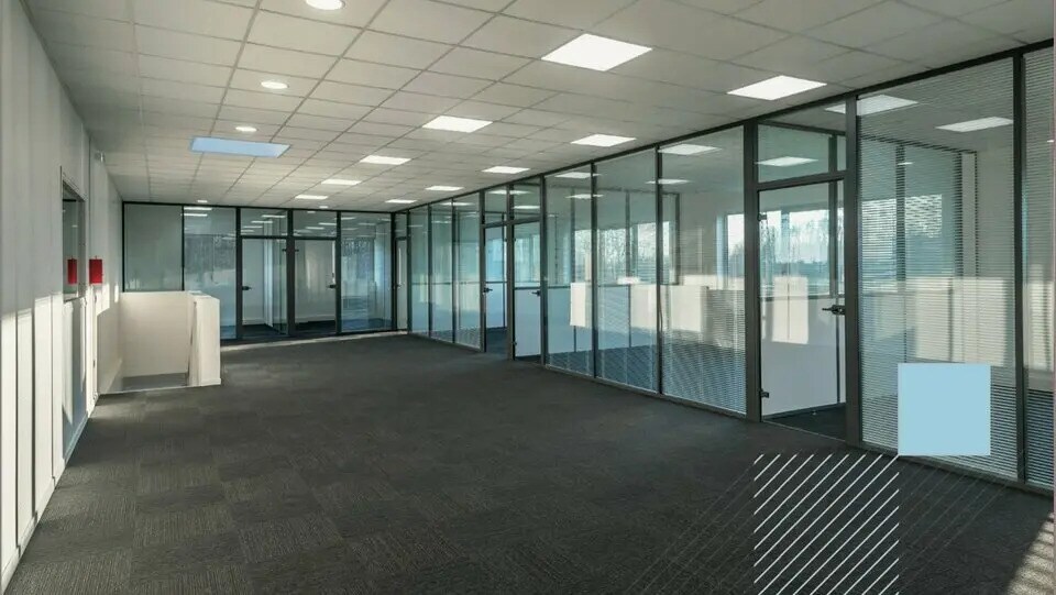 Flex in Rousset for sale - Building Photo - Image 3 of 6