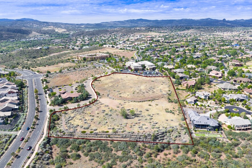 1642 Petroglyph Point Dr, Prescott, AZ à vendre - Photo du bâtiment - Image 3 de 4