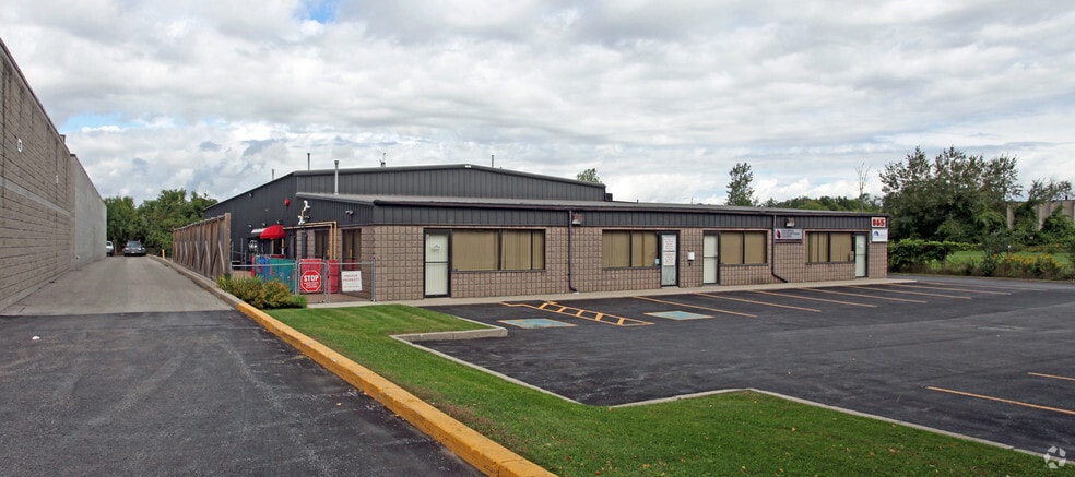 865 Westney Rd S, Ajax, ON à vendre - Photo principale - Image 1 de 2