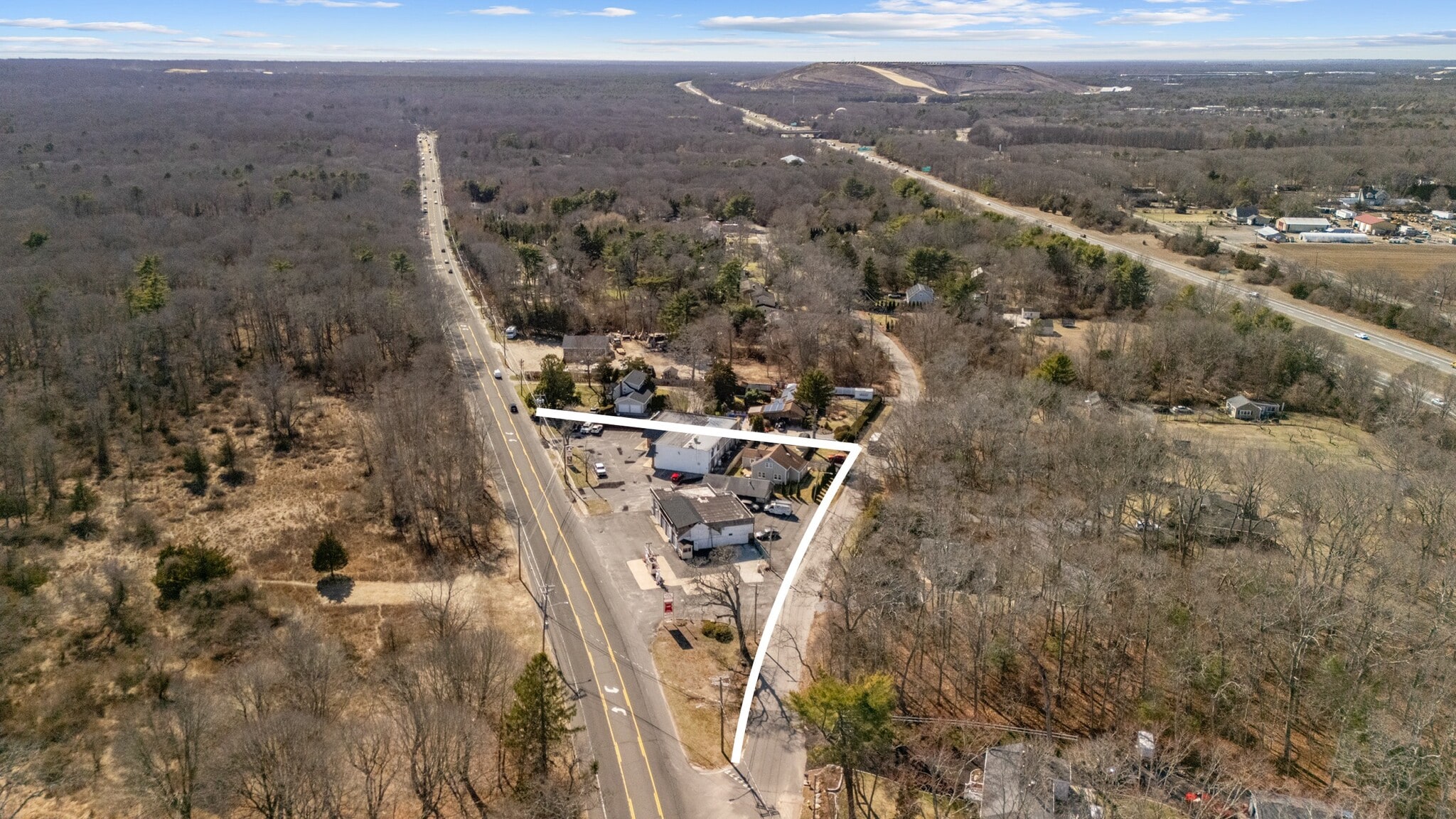 2815 Montauk Hwy, Brookhaven, NY for sale Building Photo- Image 1 of 46