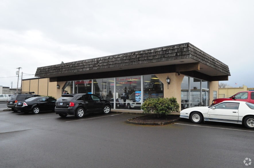 201 NE Polk Station Rd, Dallas, OR for lease - Building Photo - Image 3 of 5
