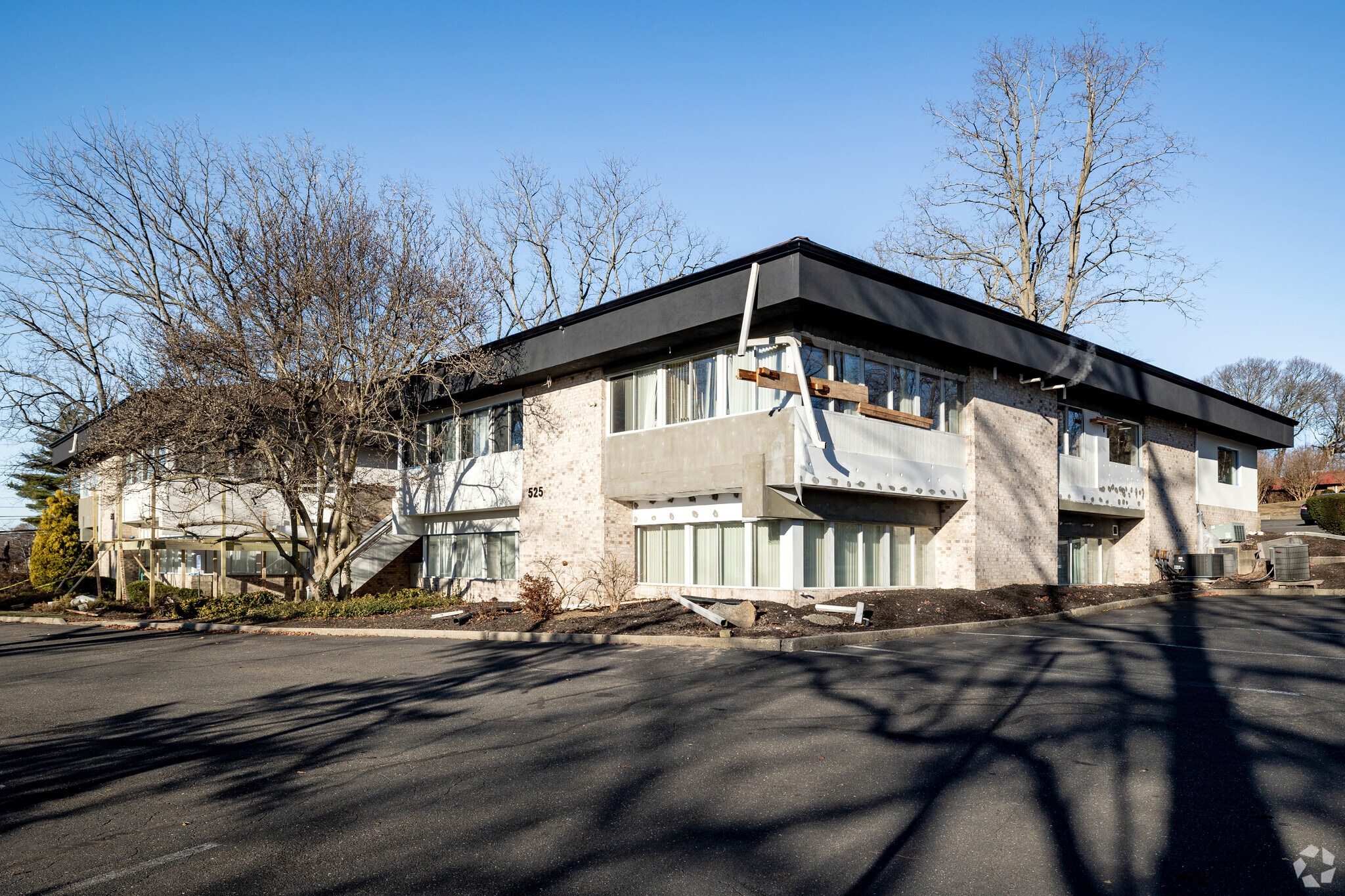 525 Townline Rd, Hauppauge, NY for lease Primary Photo- Image 1 of 9