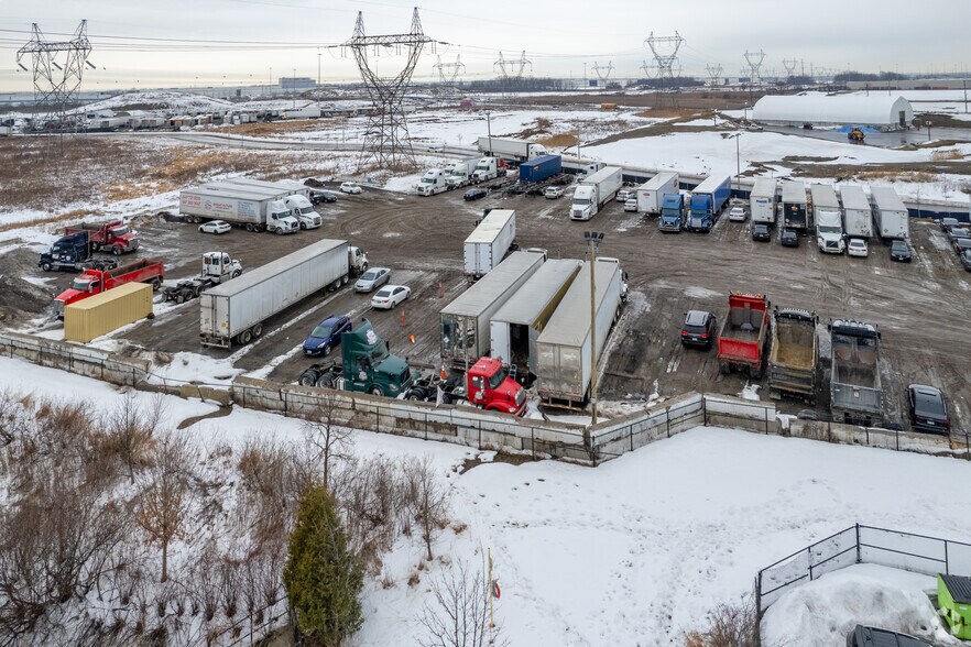 133 Innovation Dr, Vaughan, ON à vendre - Photo du bâtiment - Image 2 de 2
