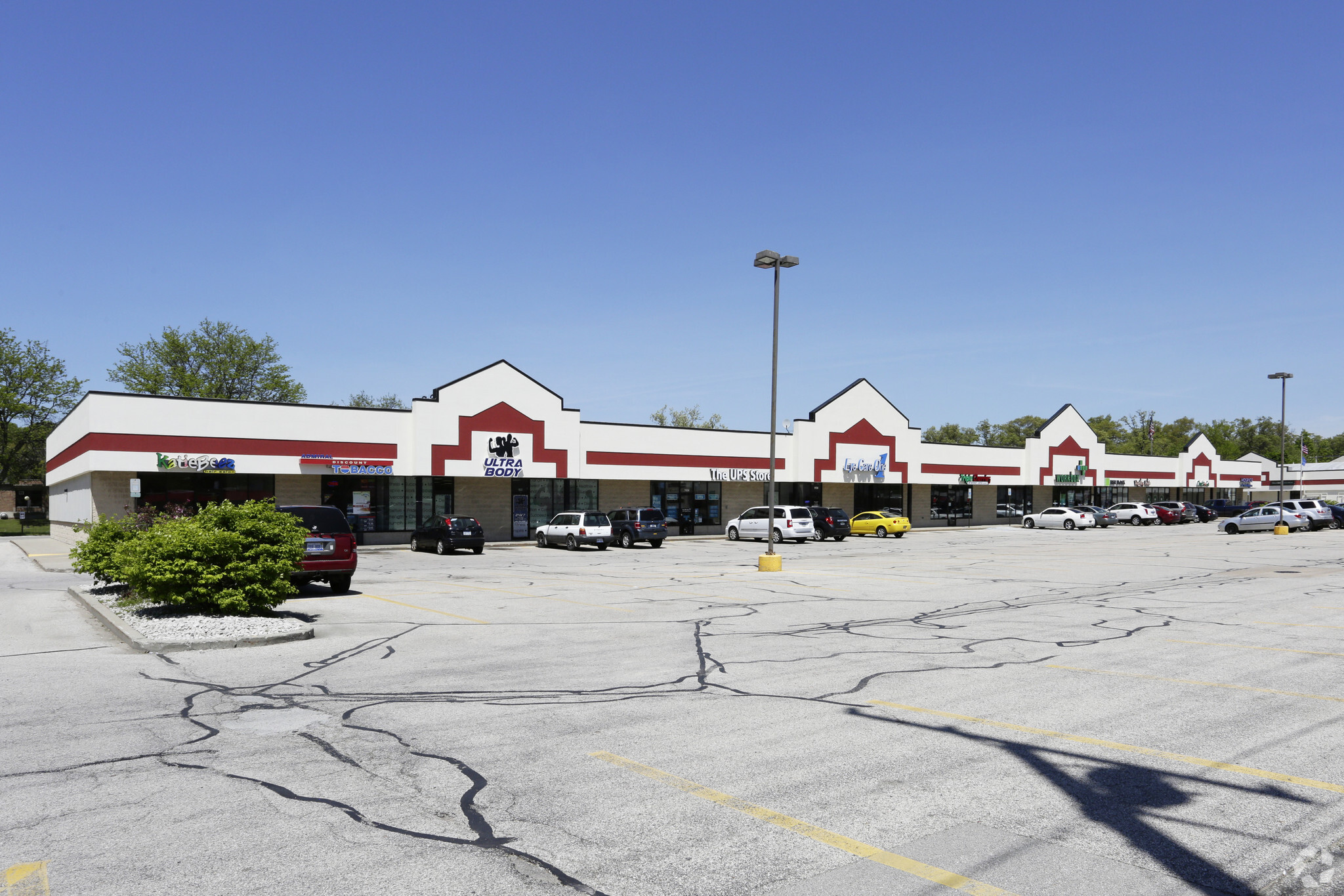 1930 E Apple Ave, Muskegon, MI for sale Primary Photo- Image 1 of 1