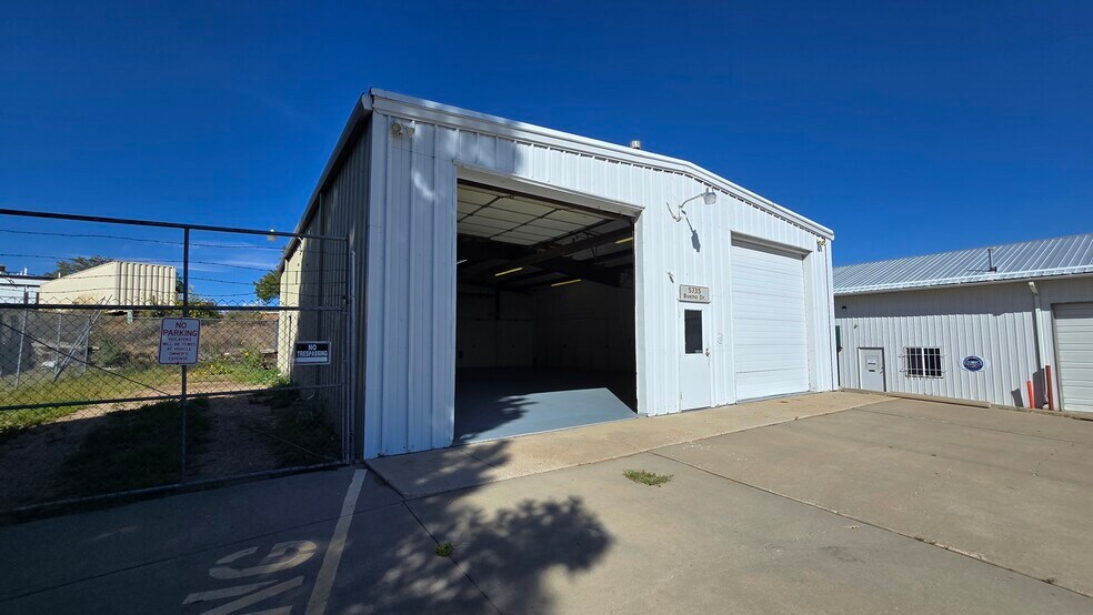 5735 Bueno Dr, Fort Collins, CO à vendre - Photo du bâtiment - Image 3 de 9