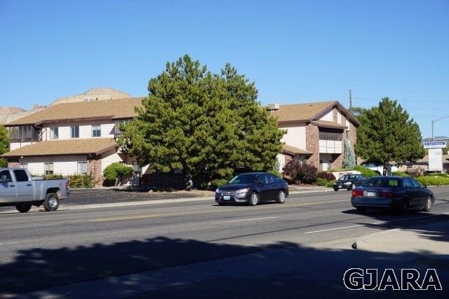 Plus de détails pour 3198 Patterson Rd, Grand Junction, CO - Bureau à vendre