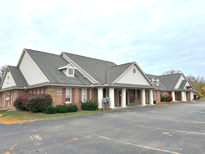 9310-9340 Telegraph Rd, Taylor, MI for lease - Building Photo - Image 1 of 15