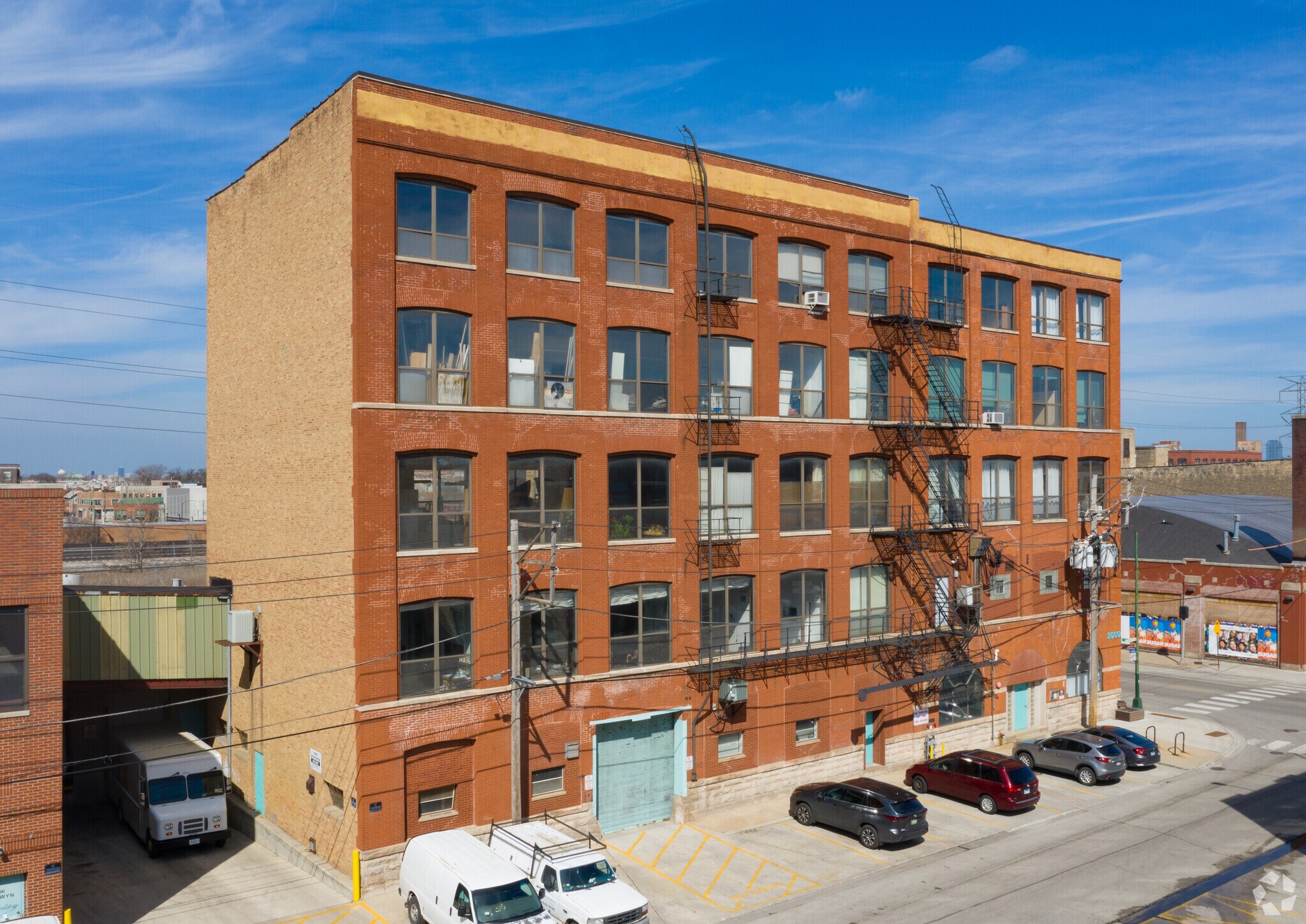 2000 W Carroll Ave, Chicago, IL à louer Photo du bâtiment- Image 1 de 5