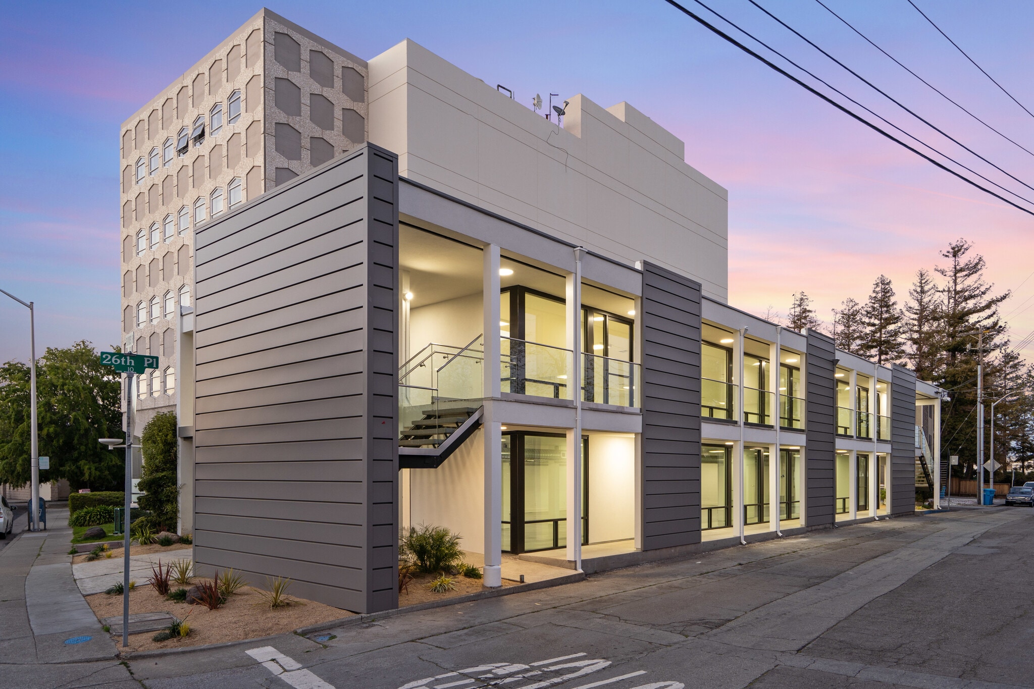 2575 Flores St, San Mateo, CA for lease Primary Photo- Image 1 of 15